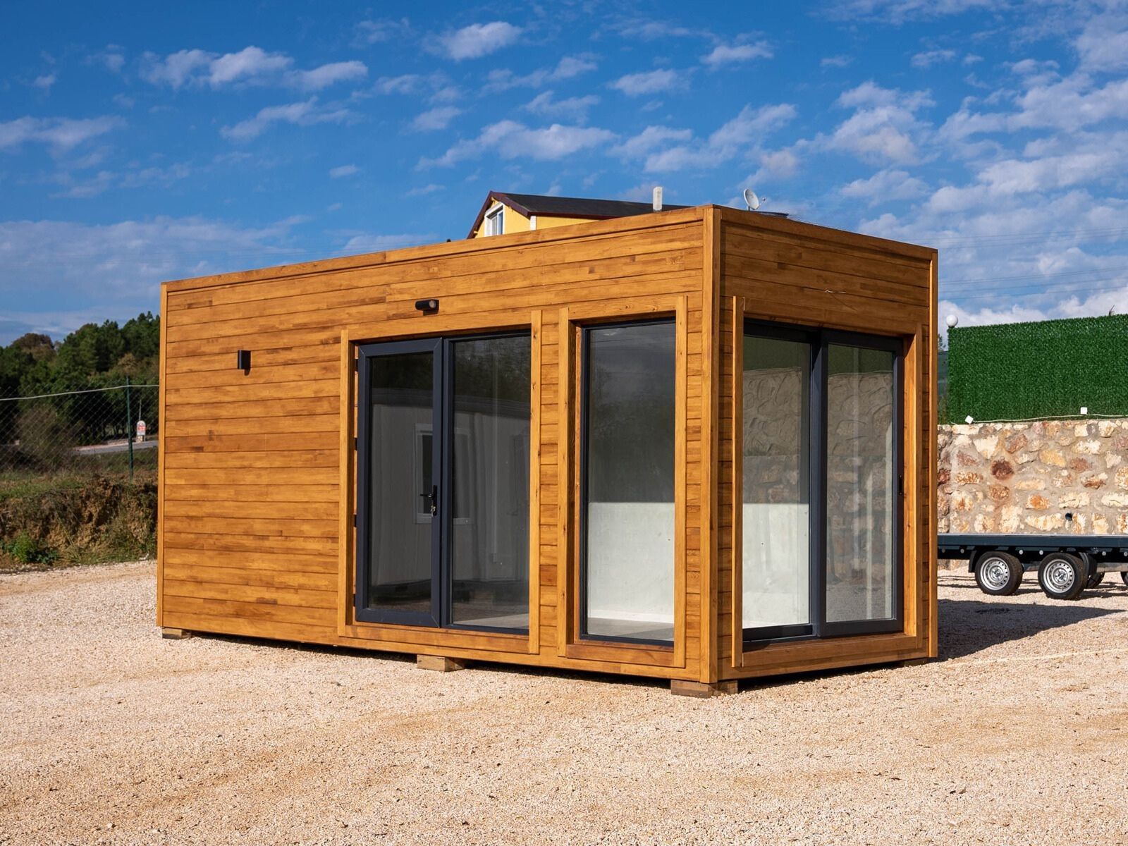 Bala House premium tiny house — gece görünümü
